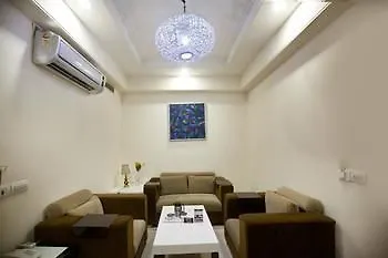 Oyo Premium Sikandarpur Metro 2 Gurgaon